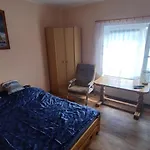 Tarczyny Habitación en casa particular *